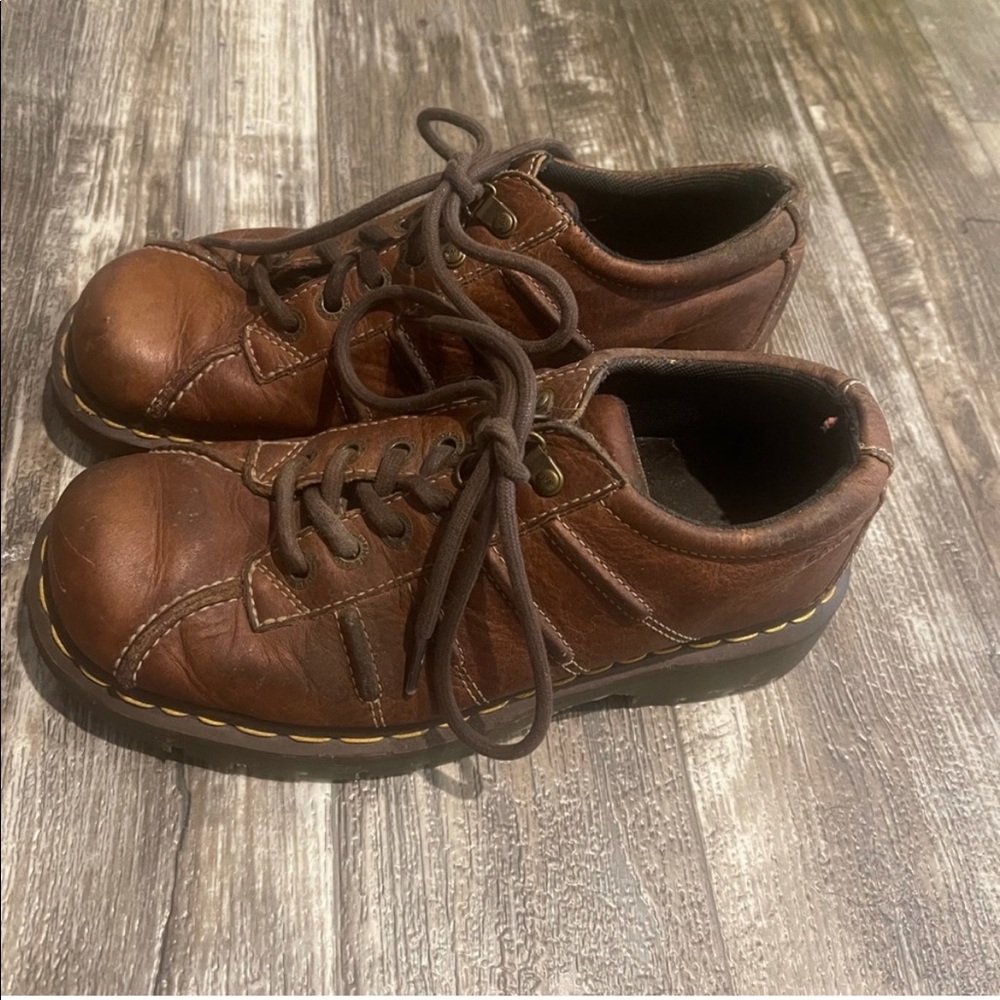 Doc Martens brown Oxford shoes